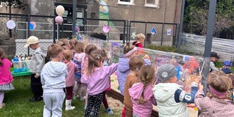 Powiększ grafikę: festyn-z-okazji-dnia-przedszkolaka-716090.jpg