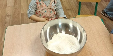 Powiększ grafikę: gr-i-pieczemy-chleb-648617.jpg