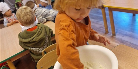 Powiększ grafikę: gr-i-pieczemy-chleb-648627.jpg