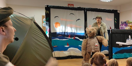 Powiększ grafikę: historia-misia-wojtka-655401.jpg