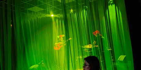 Powiększ grafikę: lumi-w-trawie-szumi-dzieci-z-grup-3-4-i-5-w-teatrze-mostownia-687521.jpg