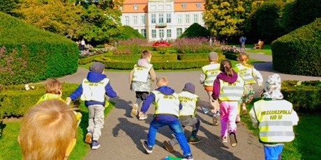 Powiększ grafikę: palcem-po-mapie-park-oliwski-gr-v-716106.jpg