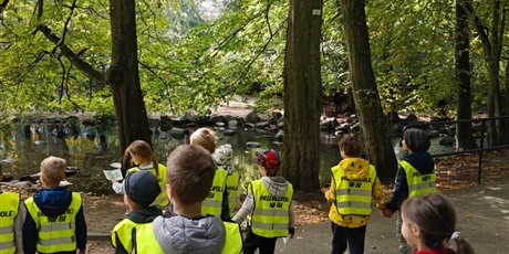 Powiększ grafikę: palcem-po-mapie-park-oliwski-gr-v-716108.jpg