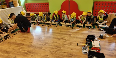 Powiększ grafikę: pazdziernik-w-grupie-5-655342.jpg