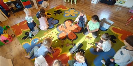 Powiększ grafikę: pazdziernik-w-grupie-5-655349.jpg