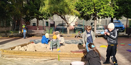 Powiększ grafikę: pazdziernik-w-grupie-5-655367.jpg