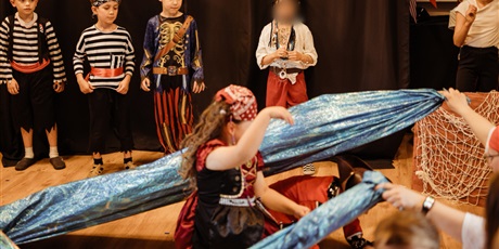 Powiększ grafikę: piraci-zakonczenie-grupy-5-707602.jpg