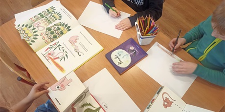 Powiększ grafikę: pomelo-w-grupie-5-686040.jpg