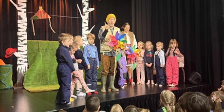 Powiększ grafikę: wycieczka-do-teatru-mostownia-670948.jpg