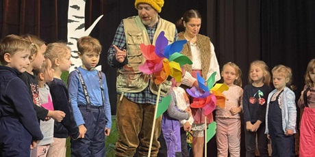 Powiększ grafikę: wycieczka-do-teatru-mostownia-670954.jpg