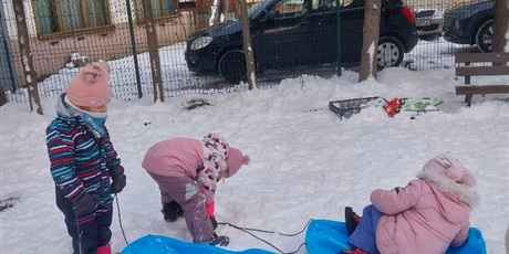 Powiększ grafikę: zimowe-zabawy-671052.jpg