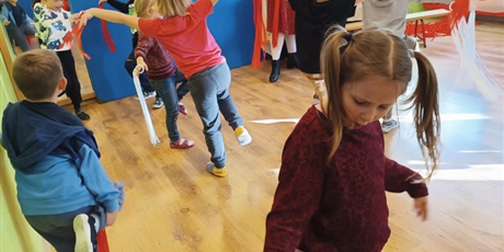 Powiększ grafikę: DZIEŃ NIEPODLEGŁOŚCI I NAUKA KRAKOWIAKA