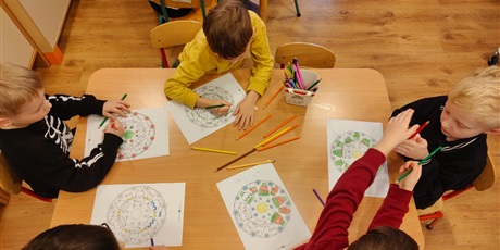 Powiększ grafikę: GRUDZIEŃ