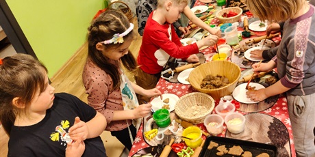 Powiększ grafikę: GRUDZIEŃ