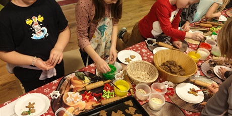 Powiększ grafikę: GRUDZIEŃ