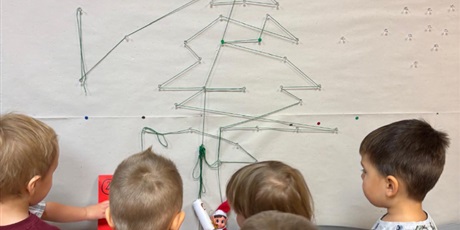 Powiększ grafikę: GRUDZIEŃ W MALUSZKACH