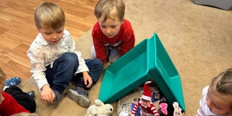 Powiększ grafikę: GRUDZIEŃ W MALUSZKACH