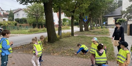 Powiększ grafikę: JESIENNY SPACER