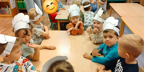 Powiększ grafikę: PIECZEMY CHLEB