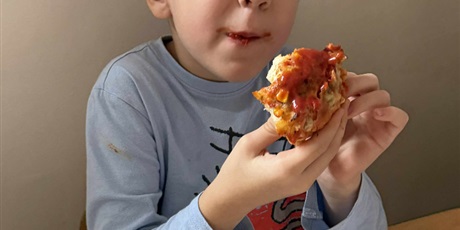 Powiększ grafikę: ROBIMY PIZZĘ :)