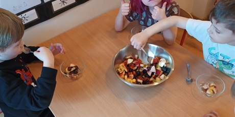 Powiększ grafikę: SMACZNIE, ZDROWI, KOLOROWO