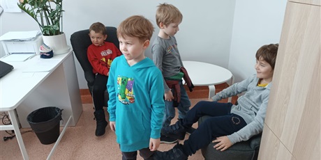 Powiększ grafikę: W GDAŃSKIEJ SZKOLE SZERMIERKI