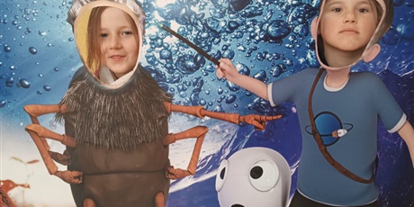 Powiększ grafikę: W KINIE SFERYCZNYM