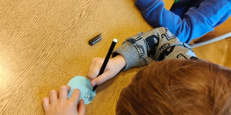 Powiększ grafikę: WARSZTATY PLASTYCZNE W GOKF